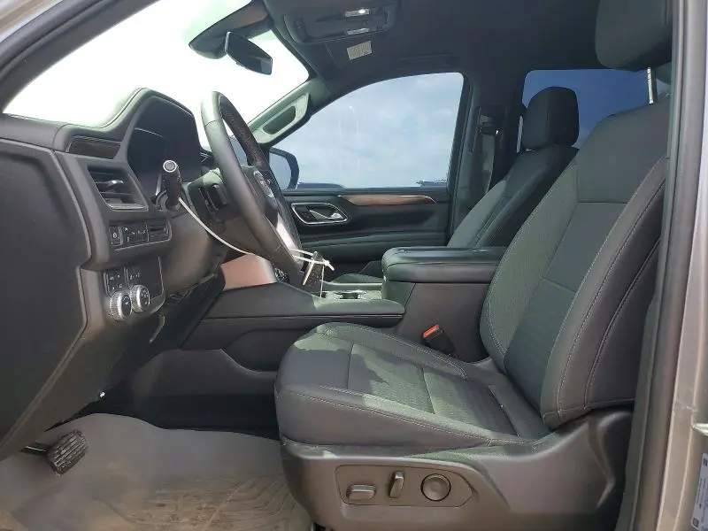 2022 GMC YUKON SLE  