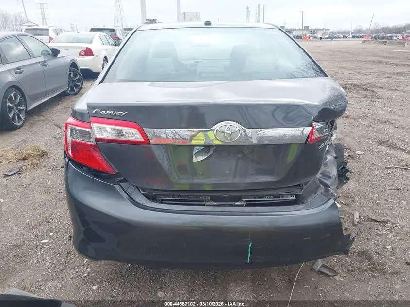 2013 TOYOTA CAMRY XLE V6