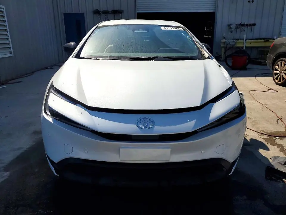 2026 TOYOTA PRIUS LE  