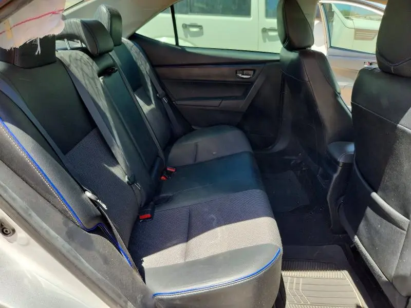 2018 TOYOTA COROLLA SE  