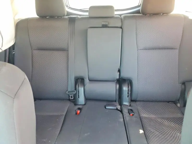 2018 TOYOTA HIGHLANDER LE  