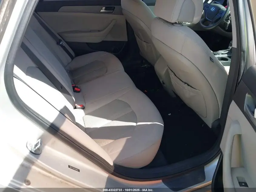 2016 HYUNDAI SONATA SE