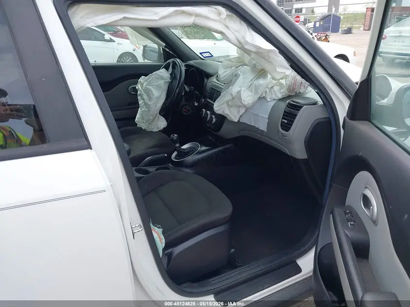 2017 KIA SOUL  