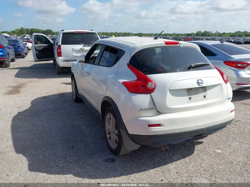 2013 NISSAN JUKE S