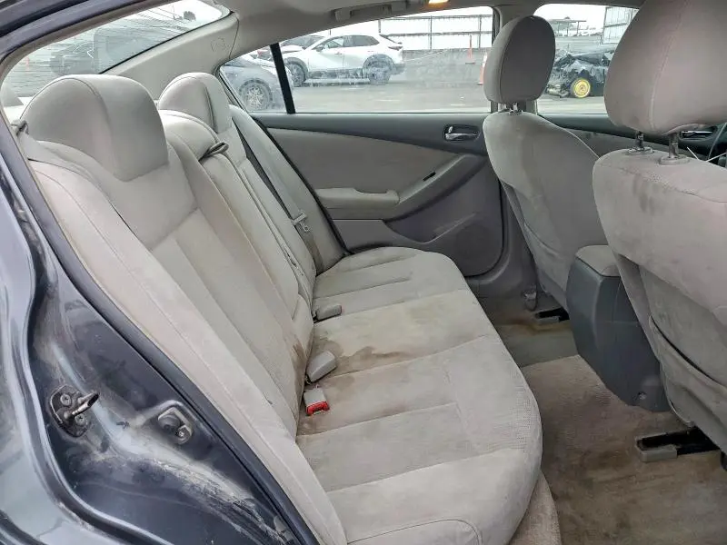 2010 NISSAN ALTIMA BASE  