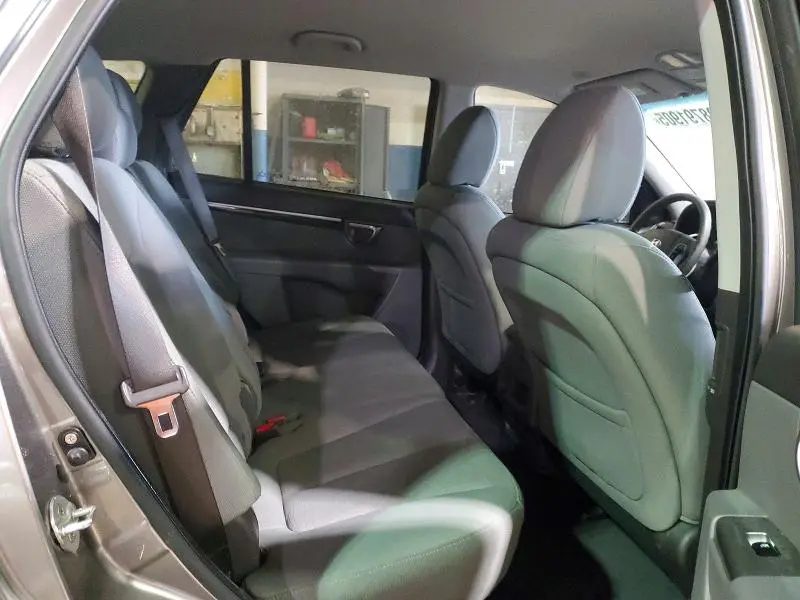 2011 HYUNDAI SANTA FE GLS  