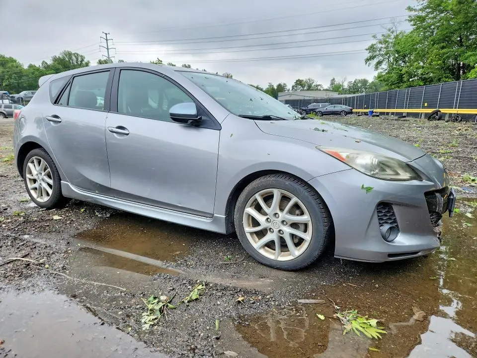 2012 MAZDA 3 S  