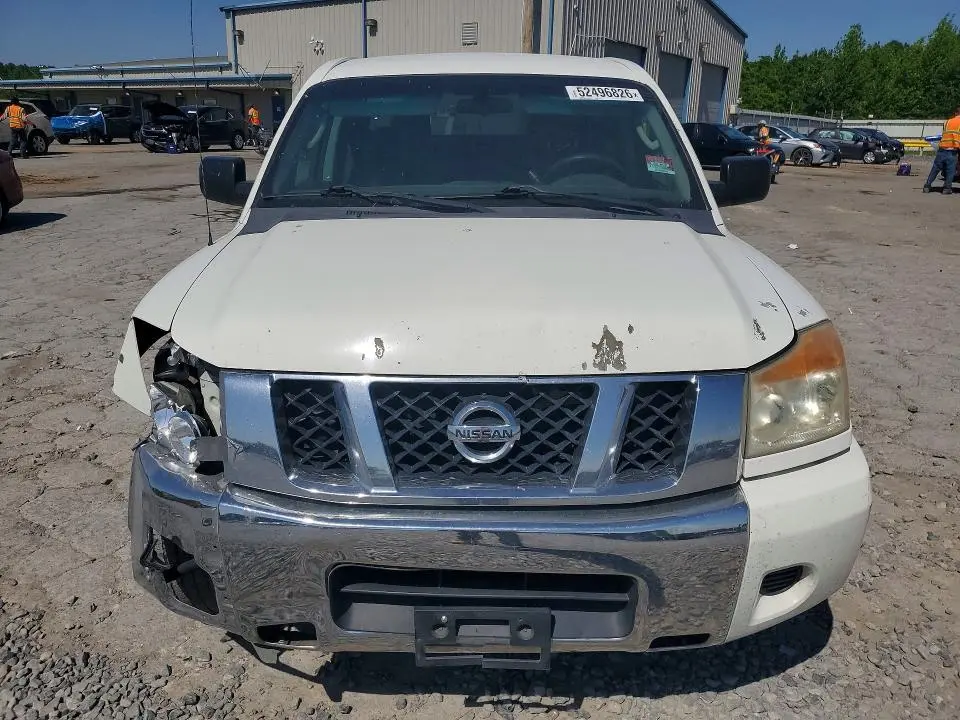 2011 NISSAN TITAN S  