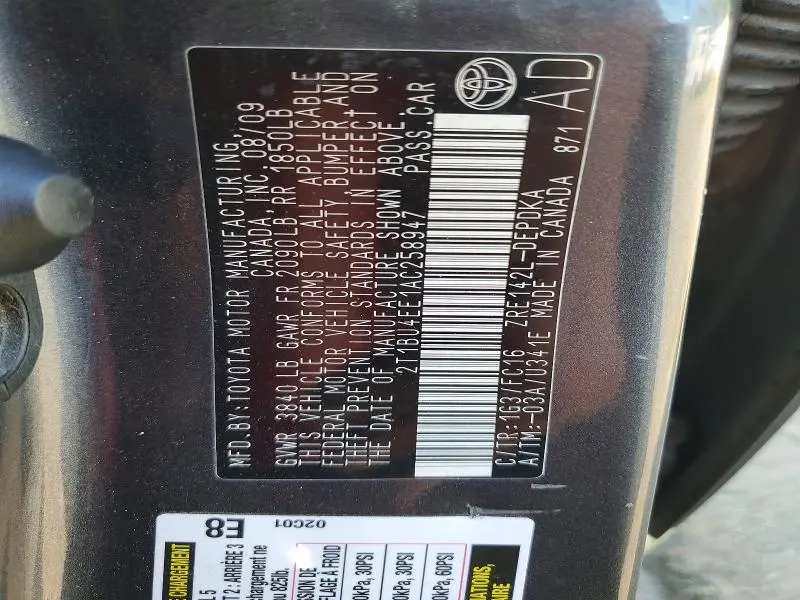 2010 TOYOTA COROLLA LE  