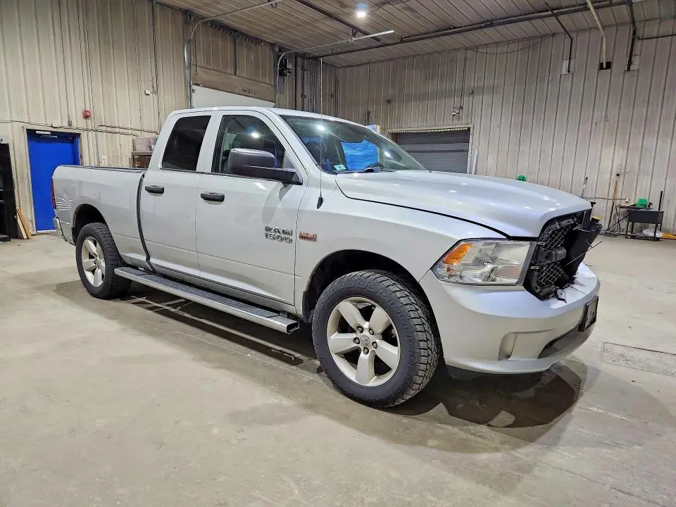 2014 RAM 1500 ST  