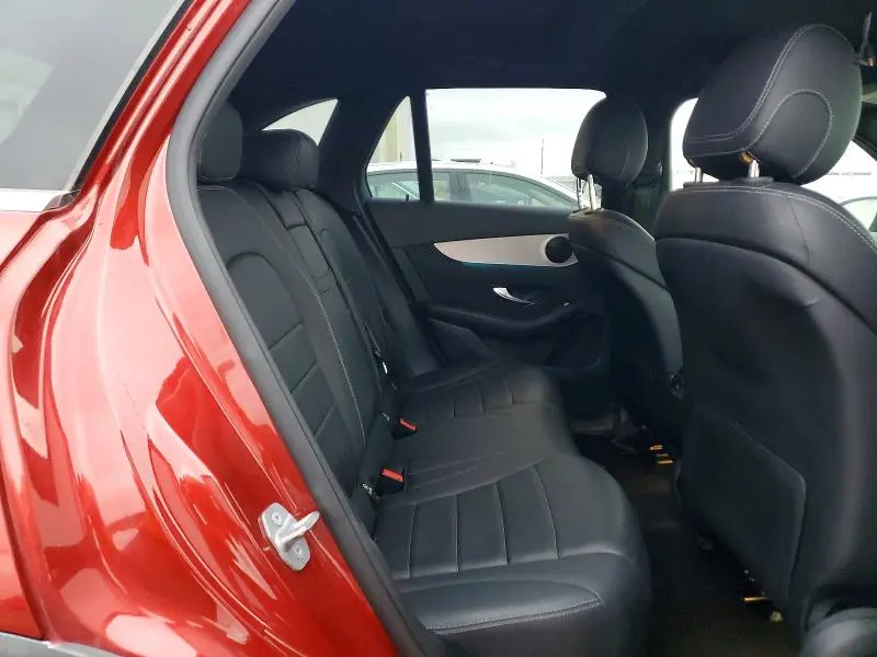 2019 MERCEDES-BENZ GLC 300  