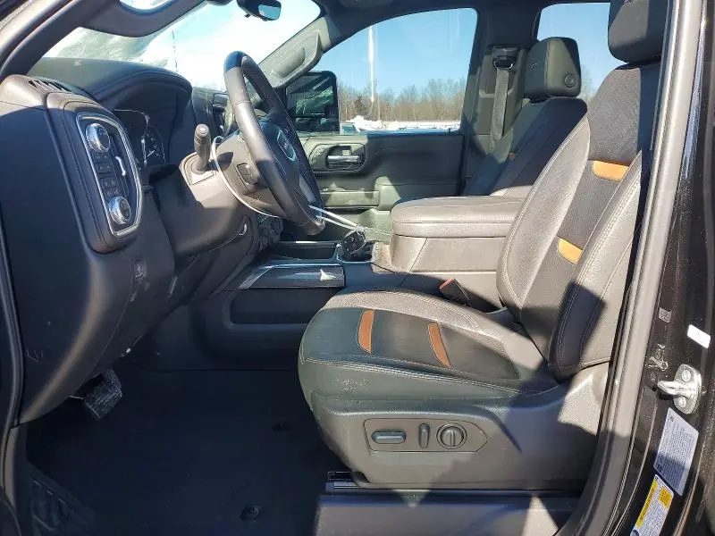 2023 GMC SIERRA K2500 AT4  