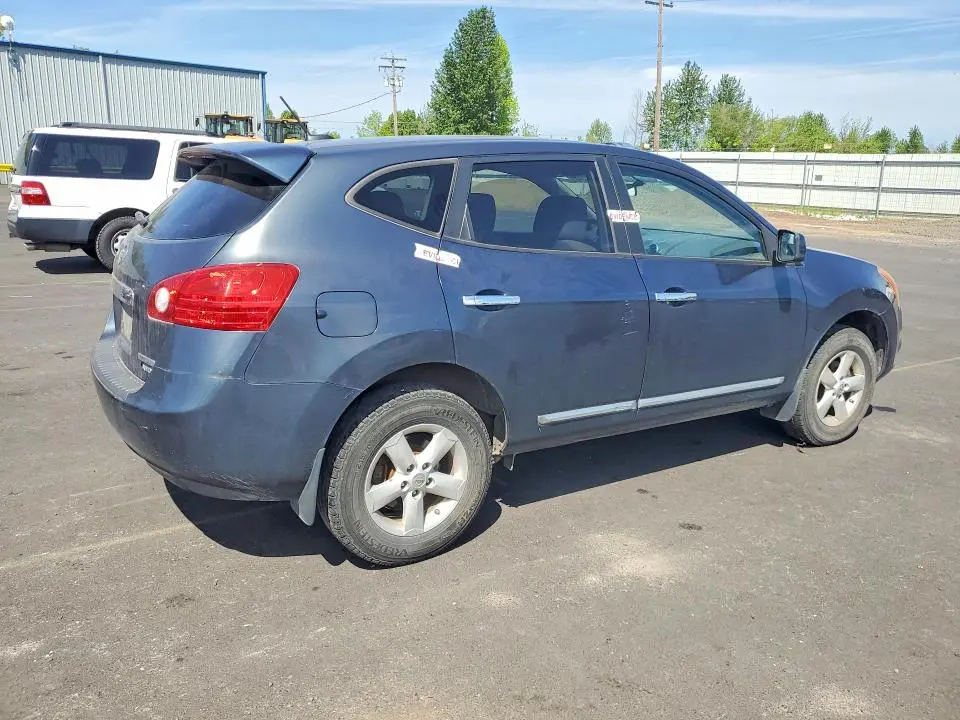 2013 NISSAN ROGUE S  