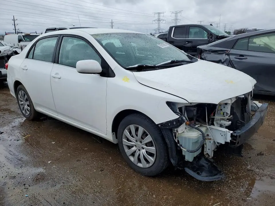 2013 TOYOTA COROLLA LE  