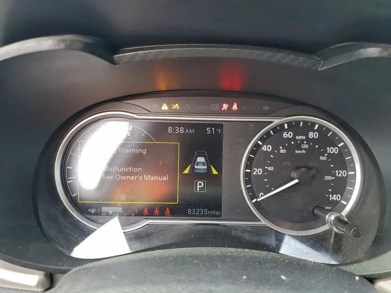 2022 NISSAN VERSA SV  