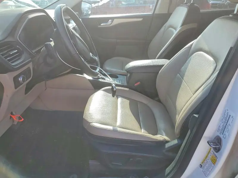 2021 FORD ESCAPE SEL  