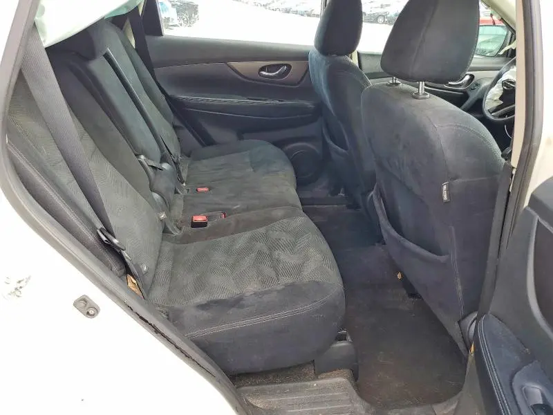 2015 NISSAN ROGUE S  
