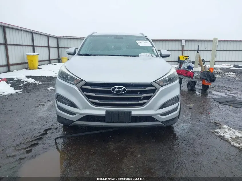 2016 HYUNDAI TUCSON SPORT