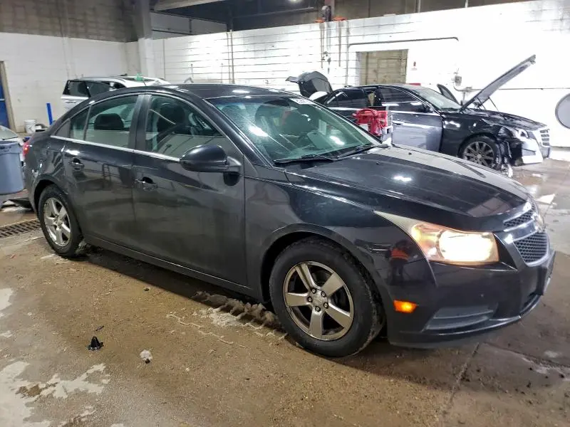 2013 CHEVROLET CRUZE LT  
