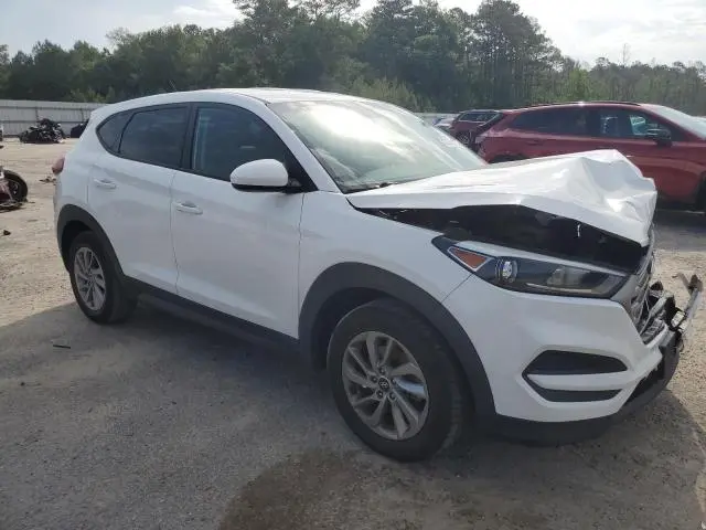2018 HYUNDAI TUCSON SE  