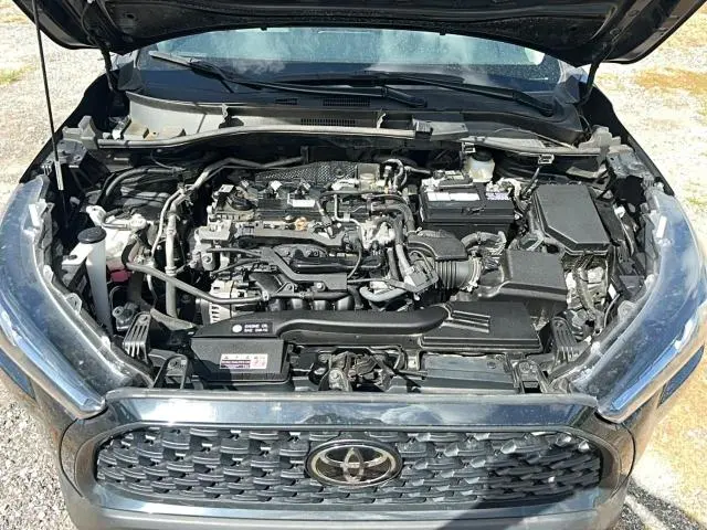 2023 TOYOTA COROLLA CROSS LE  