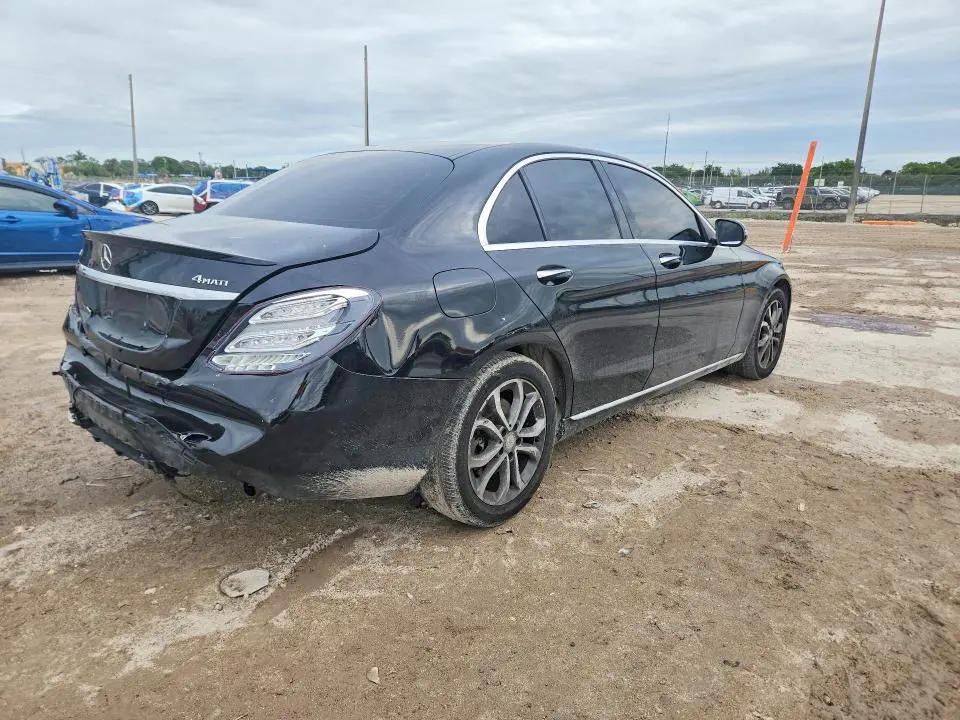 2016 MERCEDES-BENZ C 300 4MATIC  