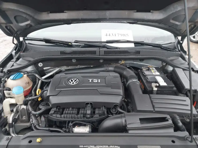 2015 VOLKSWAGEN JETTA 1.8T SE