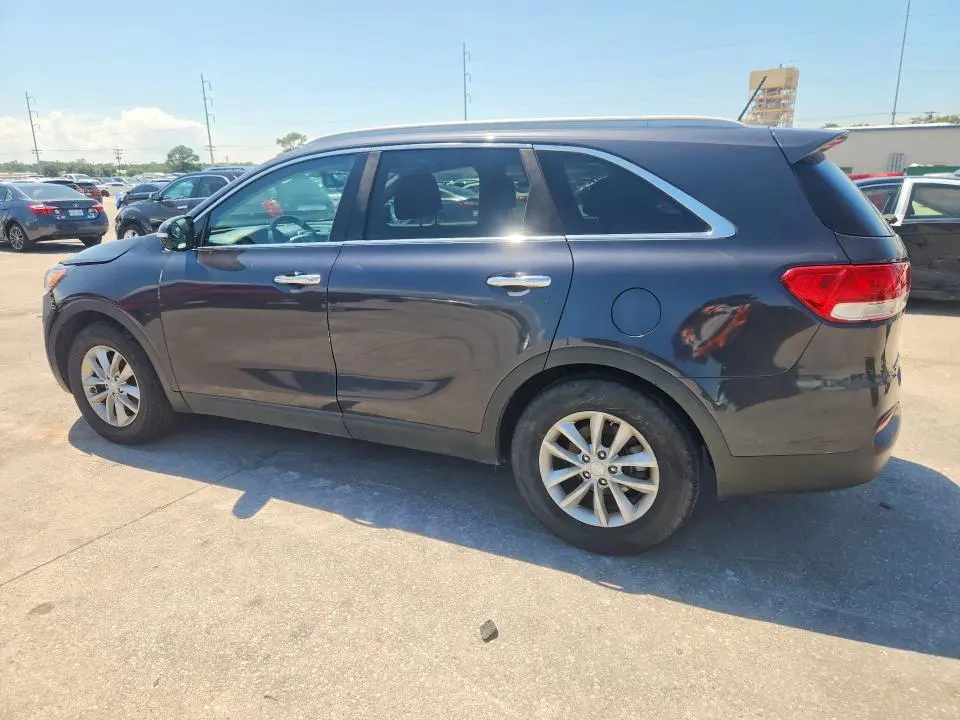 2017 KIA SORENTO LX V6  