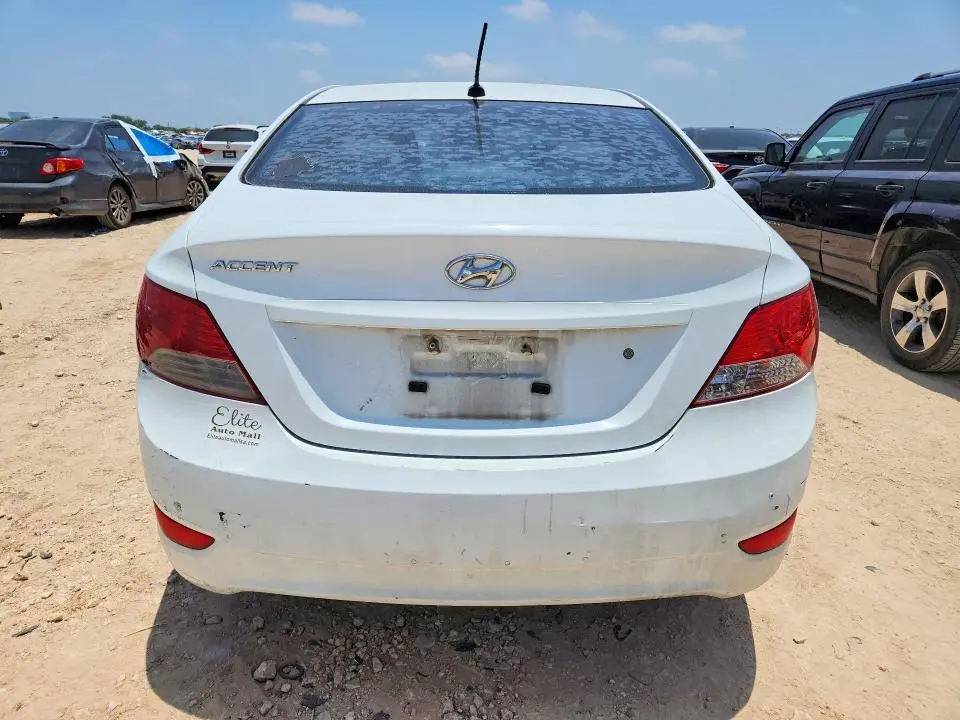 2012 HYUNDAI ACCENT GLS  