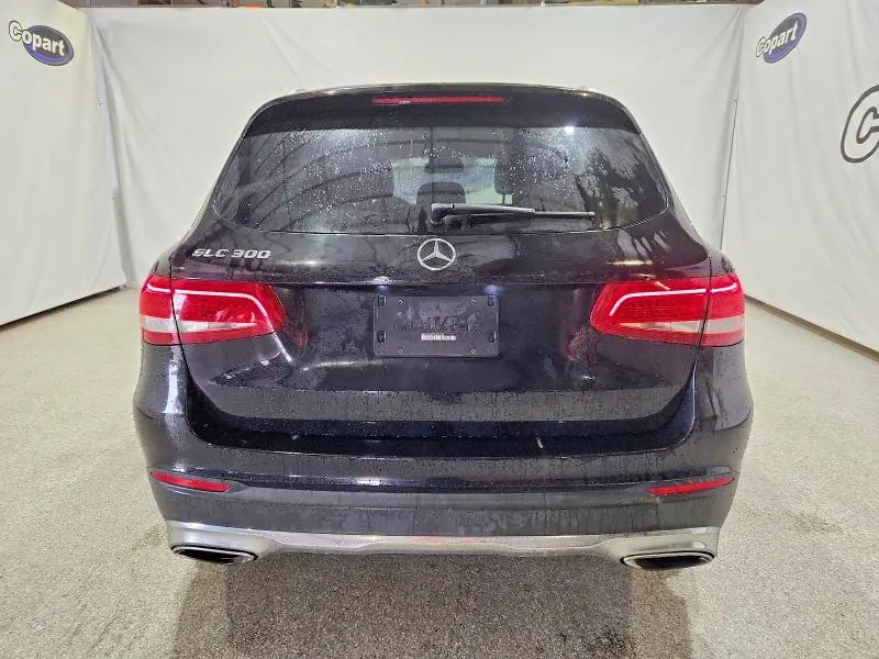 2018 MERCEDES-BENZ GLC 300  