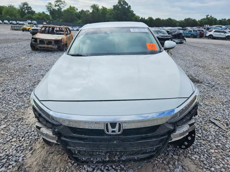 2020 HONDA ACCORD LX  