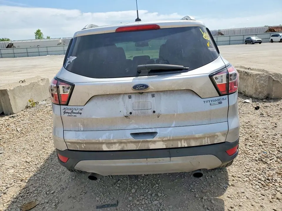 2017 FORD ESCAPE TITANIUM  
