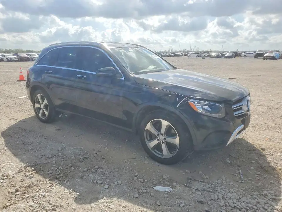 2016 MERCEDES-BENZ GLC 300  