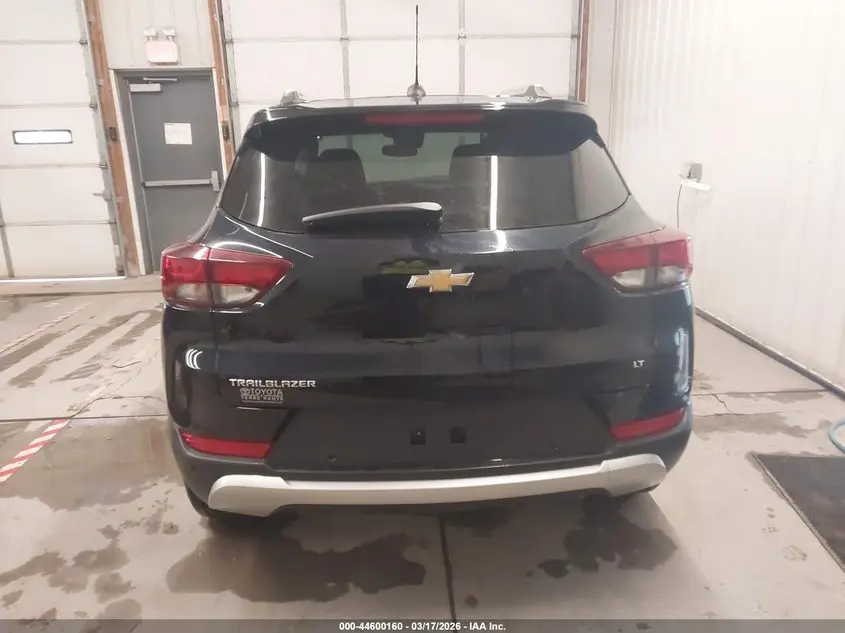 2021 CHEVROLET TRAILBLAZER FWD LT