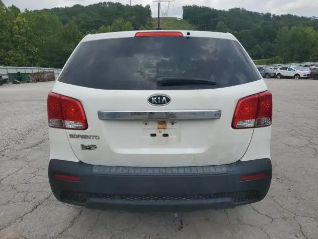 2013 KIA SORENTO LX  