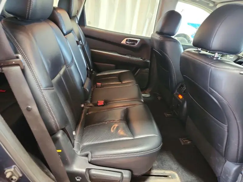 2016 NISSAN PATHFINDER PLATINUM  