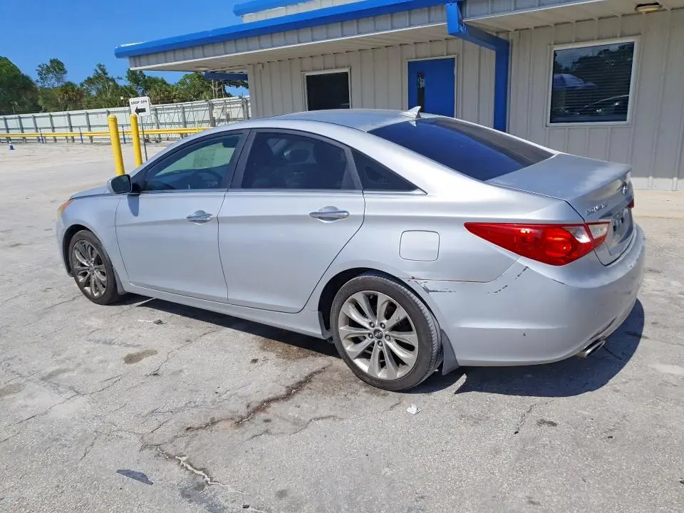 2011 HYUNDAI SONATA SE  