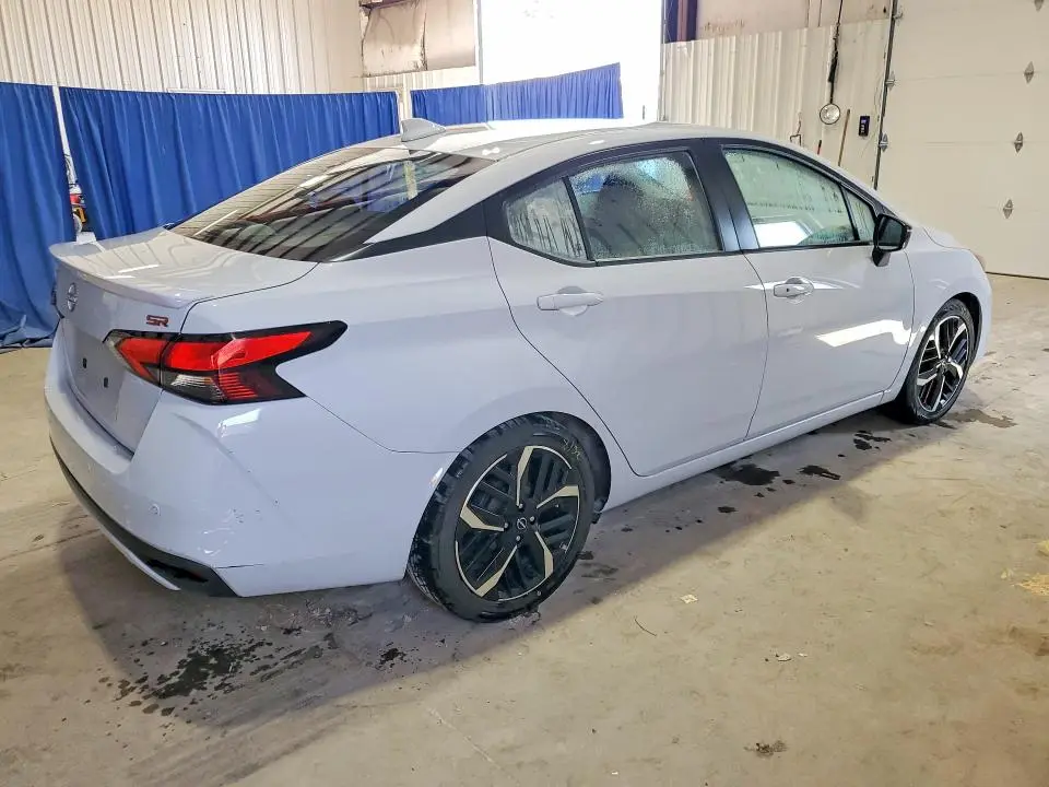 2025 NISSAN VERSA SR  