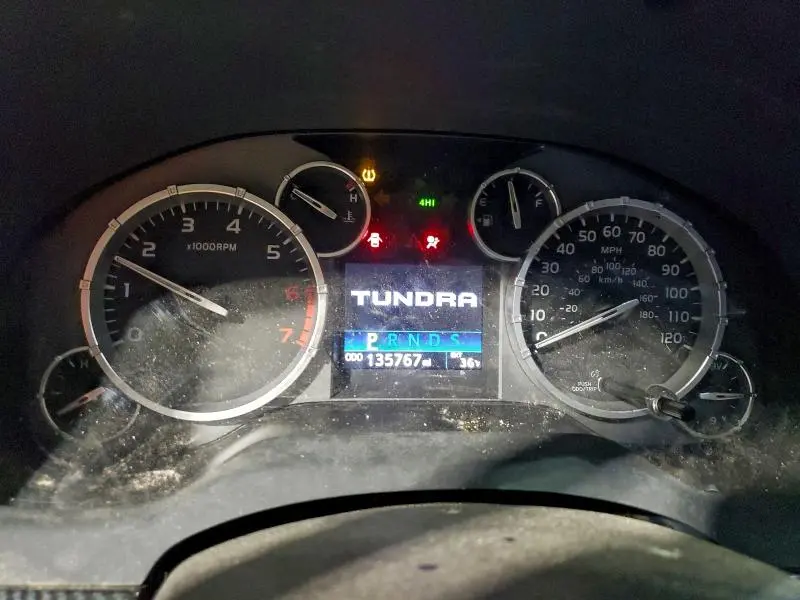 2016 TOYOTA TUNDRA CREWMAX LIMITED  