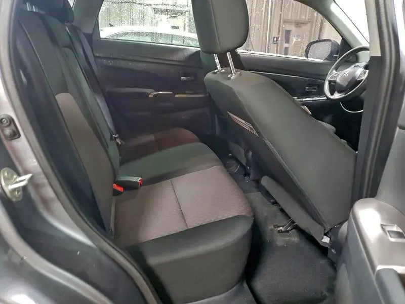 2018 MITSUBISHI OUTLANDER SPORT ES  