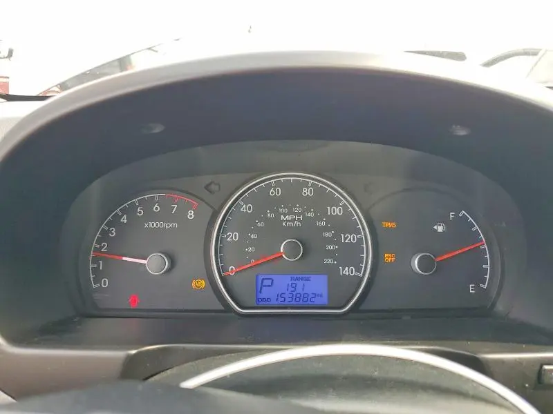 2010 HYUNDAI ELANTRA SE  