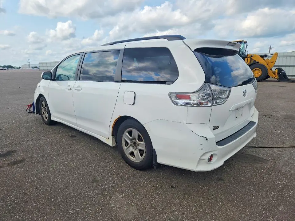 2011 TOYOTA SIENNA SPORT  