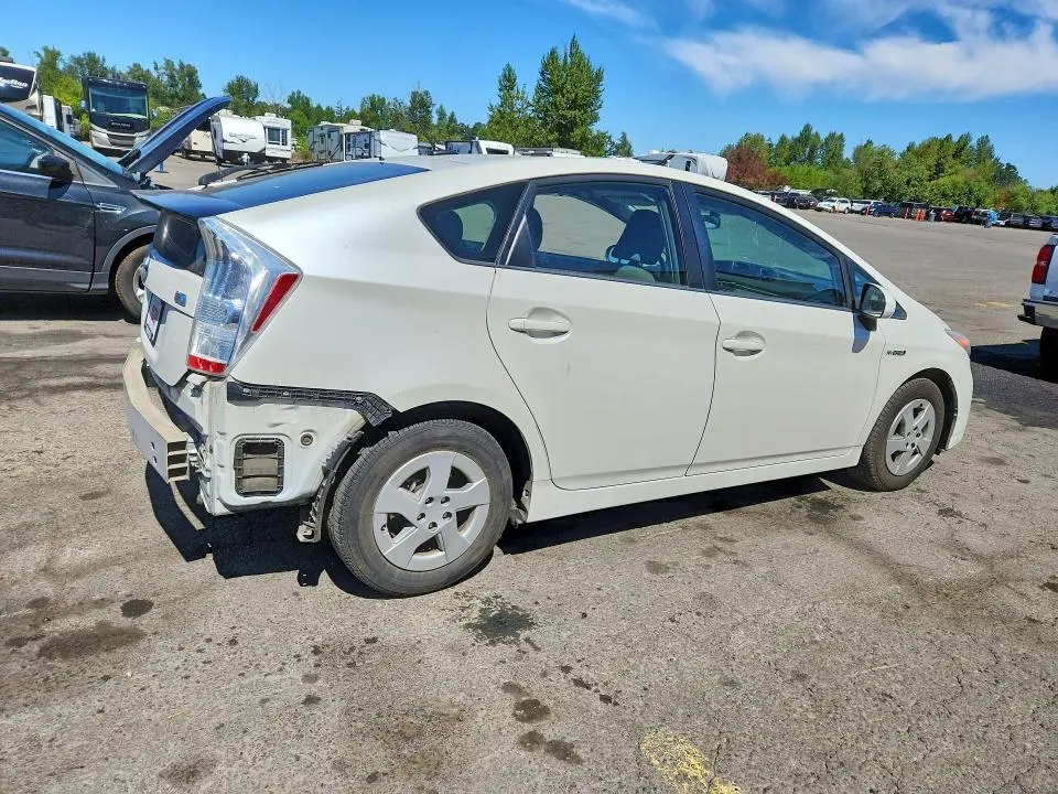 2010 TOYOTA PRIUS II  