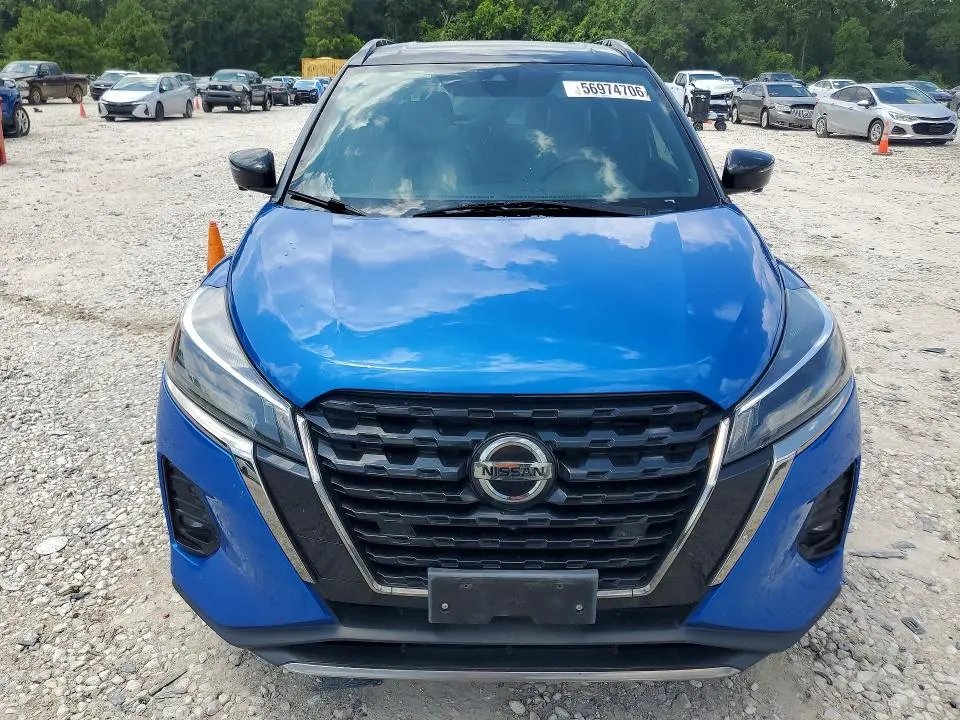 2021 NISSAN KICKS SR  