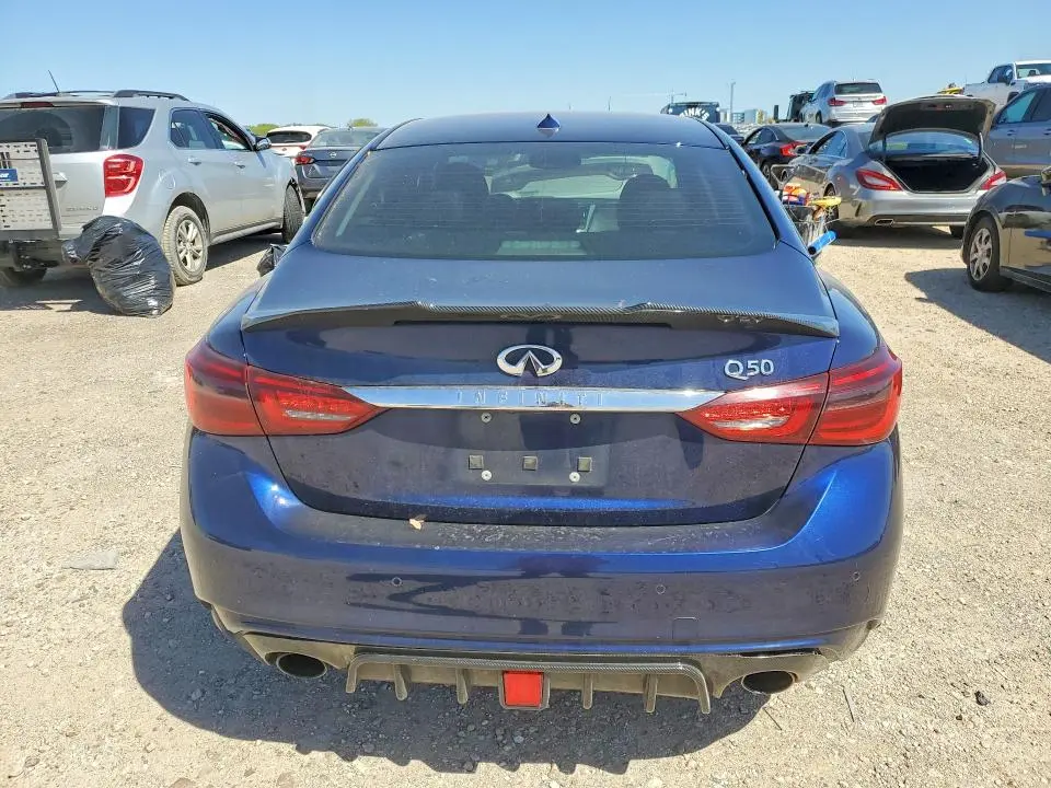 2021 INFINITI Q50 LUXE  