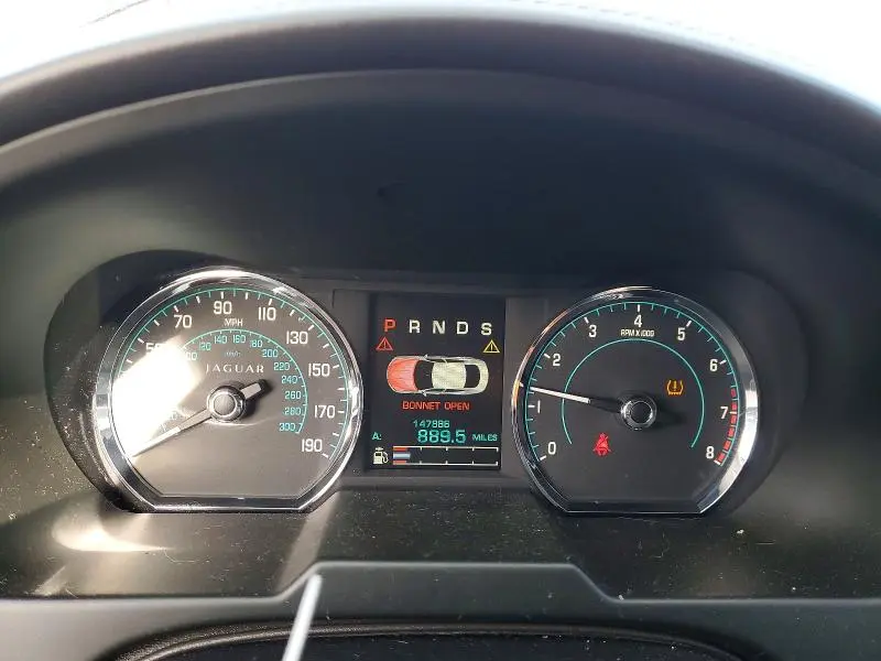 2012 JAGUAR XF PORTFOLIO  