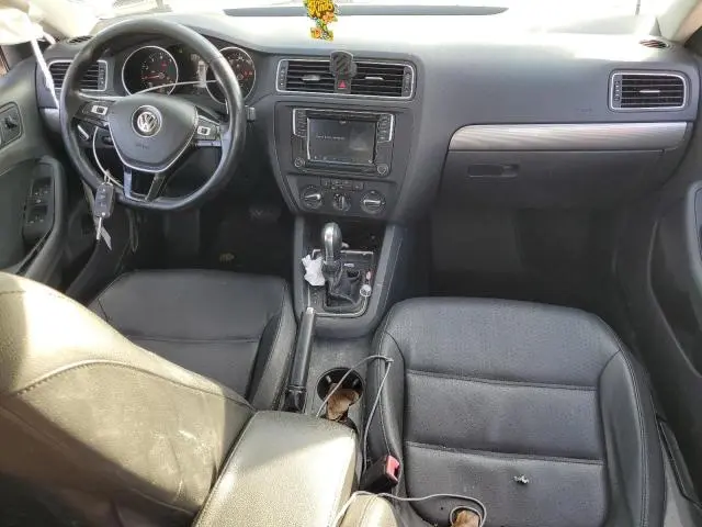 2017 VOLKSWAGEN JETTA SE  