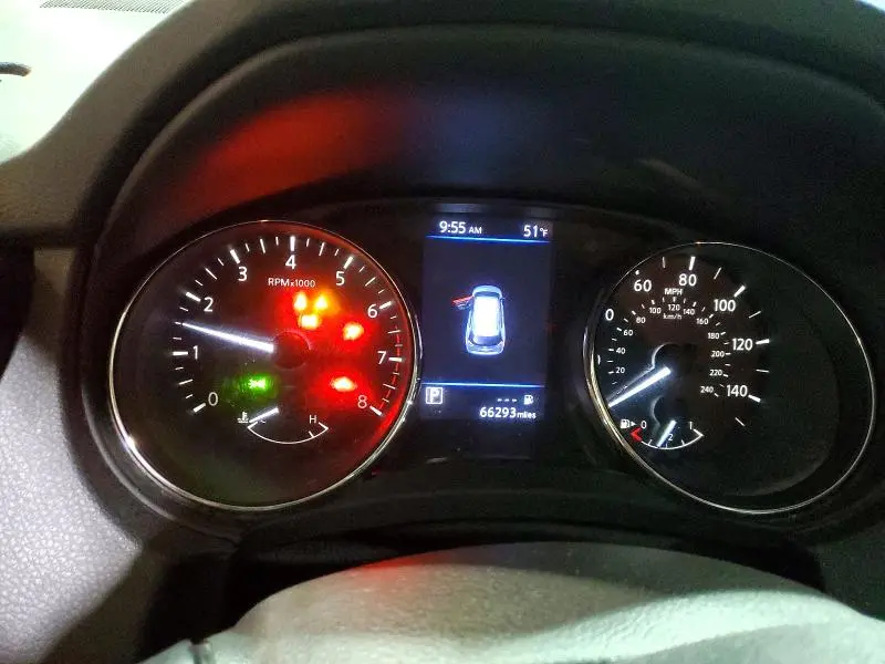2018 NISSAN ROGUE S  