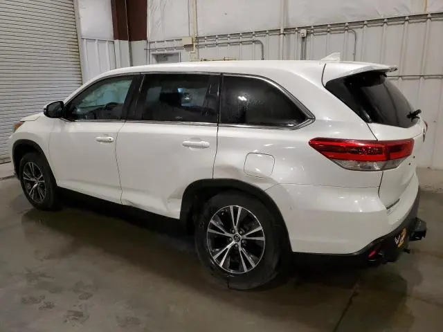 2019 TOYOTA HIGHLANDER LE  