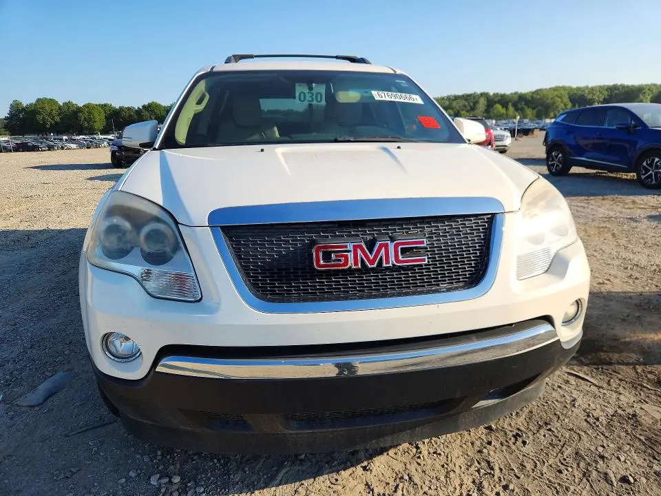 2011 GMC ACADIA SLT-1  